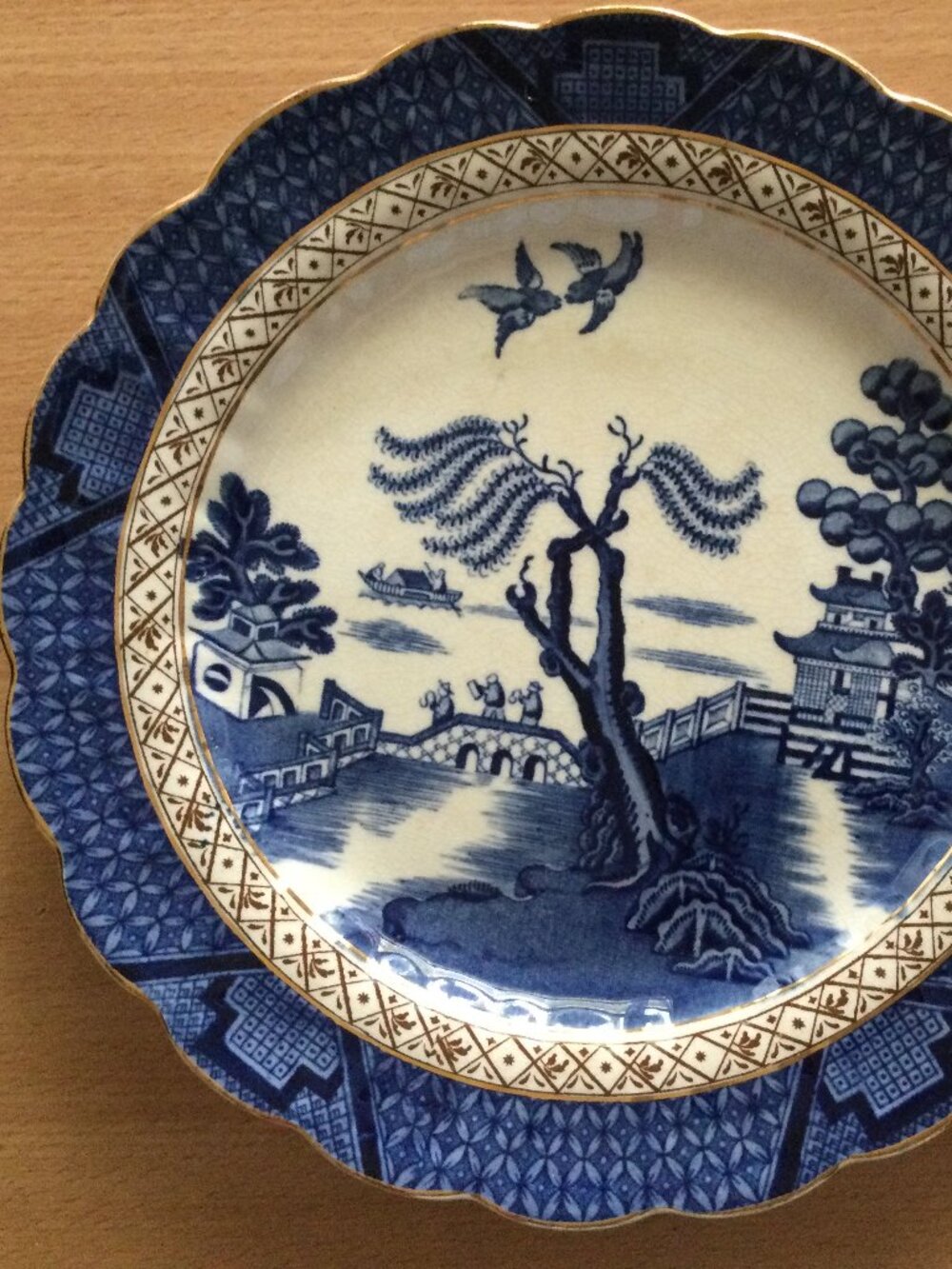 Vintage Booths Blue Willow Pattern Plate – Scalloped Edge - 9.5"